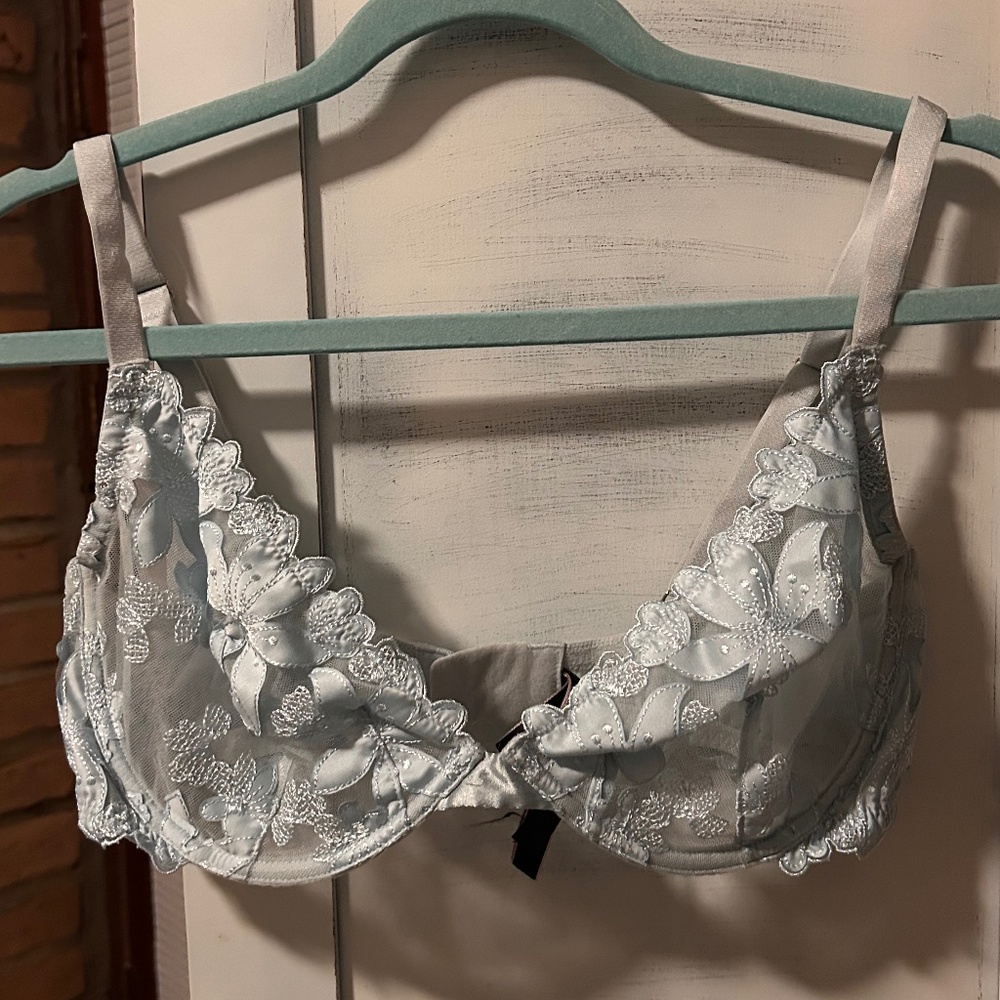 Victoria Secret Lace Bra